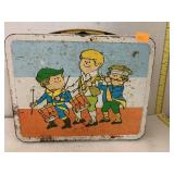 Vntg Patriotic Metal Lunchbox