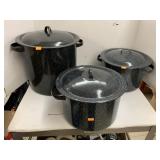 3gnt Speckled metal pots with lids