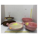 Vntg Hull Bowls, Crack, & Divided Dish, & Tier