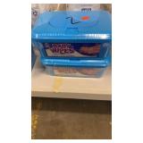 2 Royal baby wipes 80 count