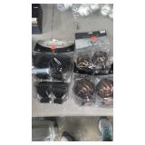 4 packages Finials