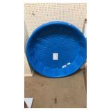 Blue summer waves plastic pool