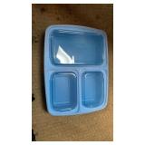 Box of plastic lunch containers