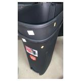 2 Hefty12 gal Trash Cans (no kids)