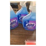 3 409 Glass and surface cleaners