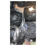 4 rolls of 7 gal black trash bags