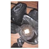 4 rolls of 7 gal black trash bags