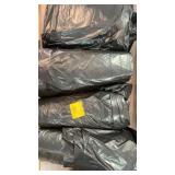 4 rolls of 7 gal black trash bags