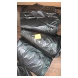 4 rolls of 7 gal black trash bags