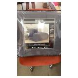 6 piece bed ensemble (TWIN)