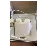 Wireless earbuds with charger