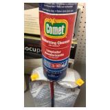 3 Comet Deodorizing Cleans