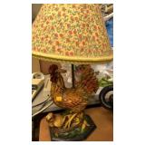 Chicken w/chick Lamp