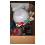 Box lot of miscellaneous kitchen