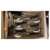 Silverware flat