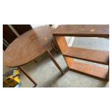 Round Table & wood Shelf