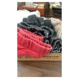 2 joggers pants &  1 Short