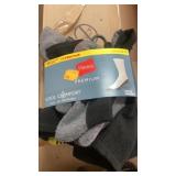 Hanes 6-12 shoe size Crew Socks