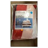 Room essentials reversible comforter