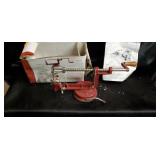 Back to Basics Peel Away Peeler