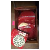 Lot of paper doilies