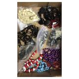 Lot of vintage necklaces