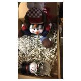 Lot of lights & snowmen