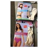 Hanes womens underware size 6/M