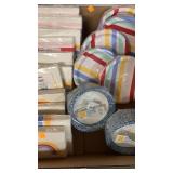 Napkins, bowls & plates
