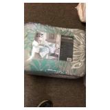 Madison park essentials comforter and sheet set