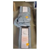 2 packs Threshold  pillow cases King size (2 per