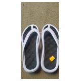 Ladies flip flops sz 5-6