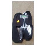 Mens slippers sz 9-10