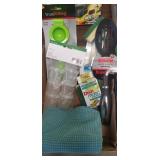 Flat of kitchen stuff