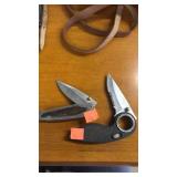 2 pocket / folding knives. Winchester & Gerber