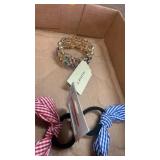 Bracelet (Monet) & bows