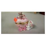 Dreamsicles Hinged Egg Trinket Box