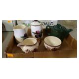 Lot of Decorative Cream and Sugar Bowl, Teacup