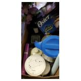Kitchen box lot
