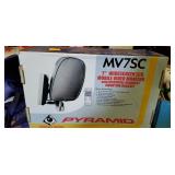 Pyramid 7" wide-screen mobile video monitor