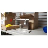 Golden Light Lighting Fixture with Hardware