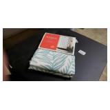 Opal House Decorative Shower Curtain: 72" x 72"