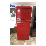 Galanz Red Retro Refrigerator 10 cubic feet with