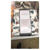 Threshold Queen Flannel Sheet Set