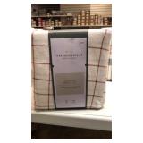 Threshold Queen Flannel Sheet Set