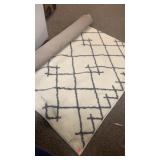 Area Rug Approx 5 ft X 7 ft - some stains