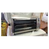 Black and Decker Toaster Oven