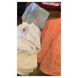Flat of 5 towels