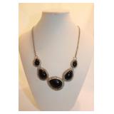 BLACK/SILVER RHINESTONE NECKLACE