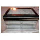BEAUTIFUL BEADED TOP/MIRRORED JEWERLY BOX BEAUTIFUL BEADED TOP/MIRRORED JEWERLY BOX